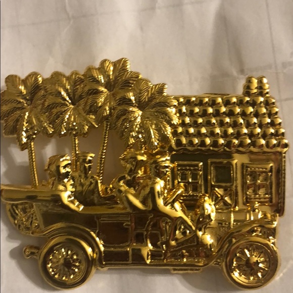 Vtg Antique car pin Automobile Gold tone pin - Picture 4 of 12